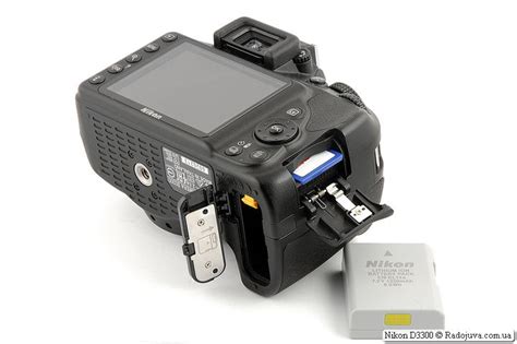 Nikon D3300 Internal Storage